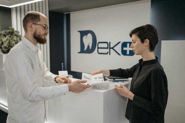 Peut-on suivre une formation en logistique à distance ? Découvrez les possibilités !